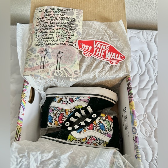 Vans Dallas Clayton Unicorn Sk8-Hi Zip Sneaker - Picture 15 of 16